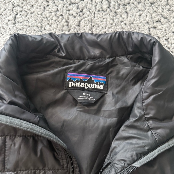 Patagonia Black Vest - Picture 2 of 9